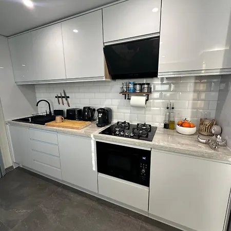 Resort Deluxe With Sauna And Jacuzzi - Adults Only *